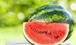 吃瓜放什么音乐,这些音乐让你清凉一夏