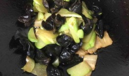 吃木耳可以吃佛手瓜吗