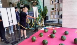 京东吃瓜节,瓜分钜惠，尽享购物盛宴！