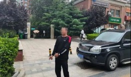 吵架吃瓜群众遭殃,吃瓜群众意外成受害者