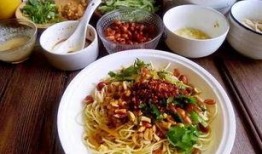 拌糖吃的瓜面面的,瓜面面拌糖的独特风味体验